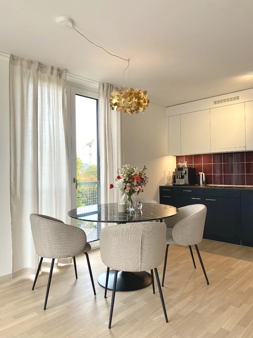 Esszimmer runder Tisch Pendellampe