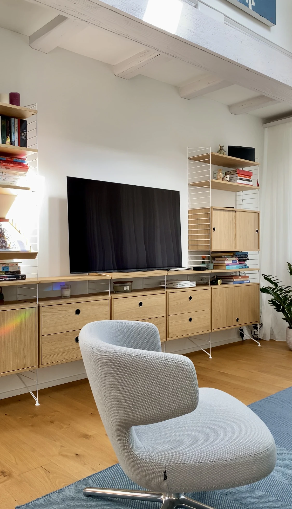 String Furniture Stauraum Wohnzimmer